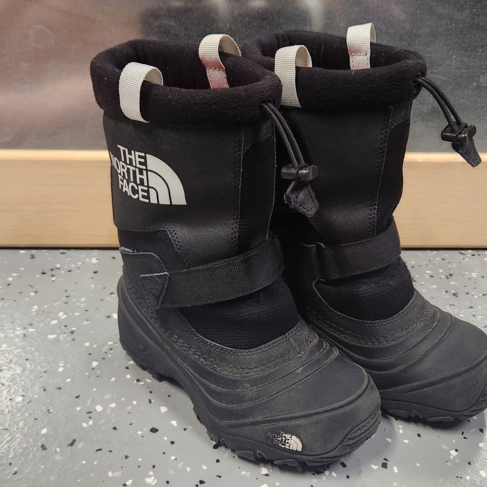 The North Face Black Winter Boots